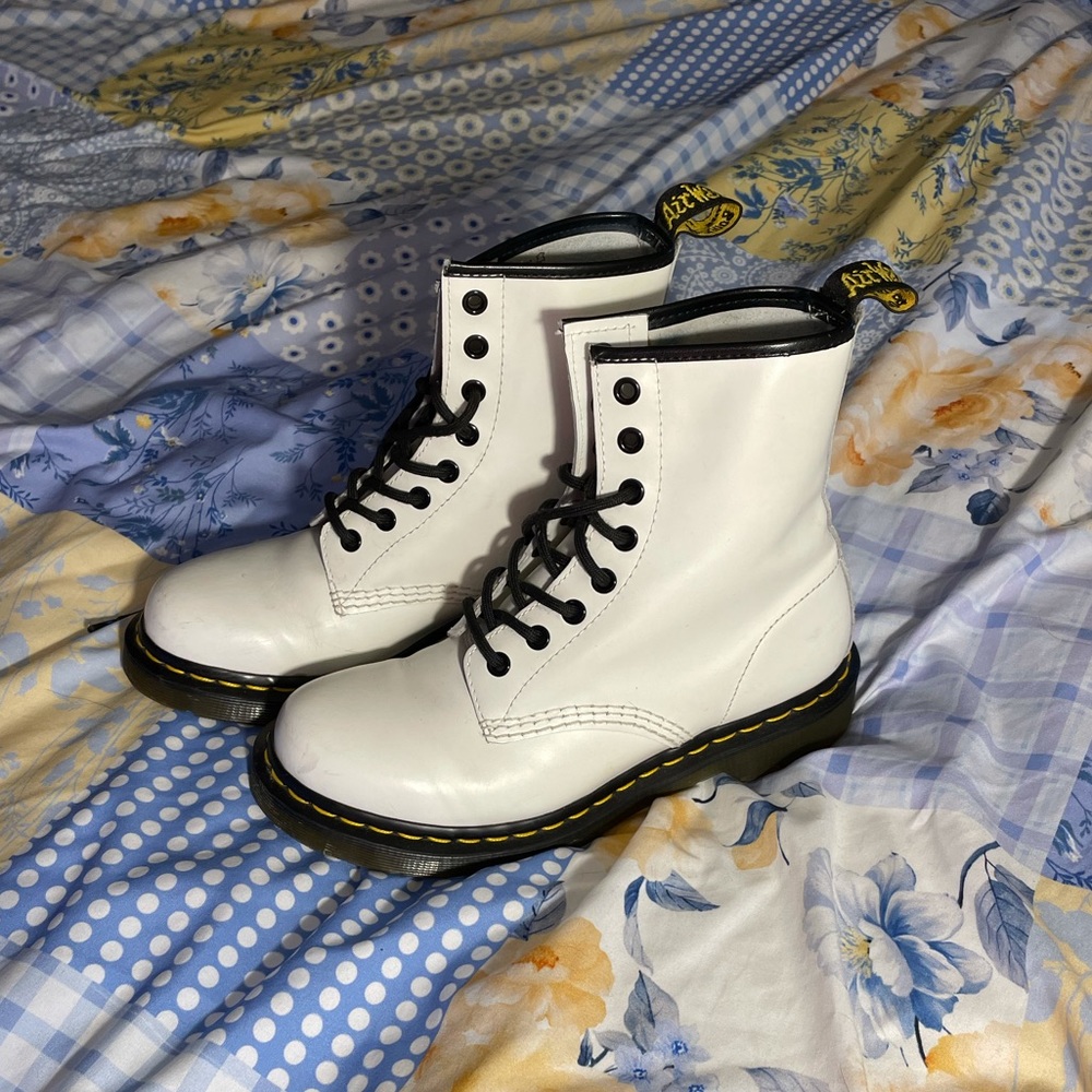 dr. martens boots